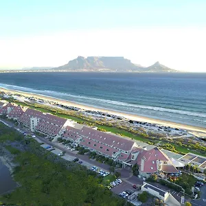 Dolphin Self Catering 4* Bloubergstrand